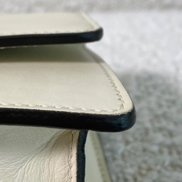 Authentic Gucci White Super Mini Sylvie Crossbody Bag - Picture 12 of 16